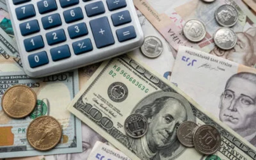 Por que é tão difícil "prever" a cotação de uma moeda no mercado de câmbio internacional? Por que é tão difícil "prever" a cotação de uma moeda no mercado de câmbio internacional?